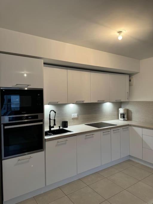 Superbe Appartement - Near Paris คอร์เบล-เอซองส์ ภายนอก รูปภาพ